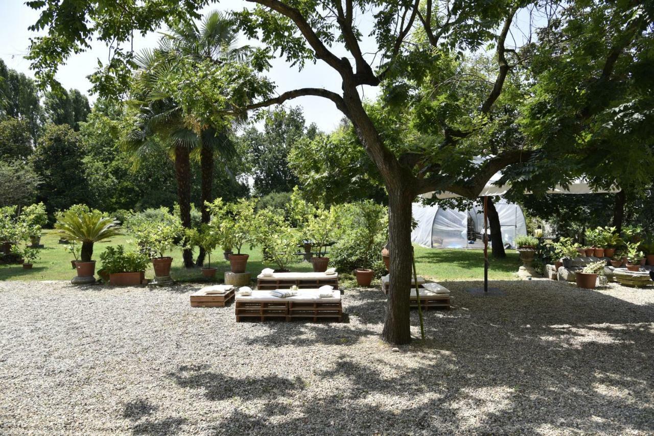 Bed And Breakfast Locanda Lugagnano Cassinetta di Lugagnano Bagian luar foto